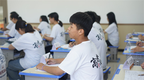 河南省最好大學(xué)+專業(yè)盤點(diǎn)！2022屆高考生必備！