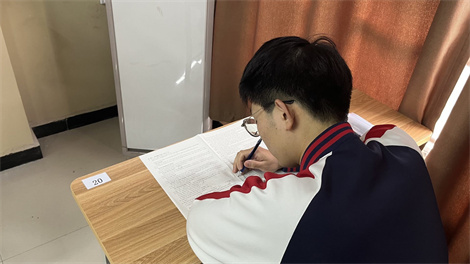 高三一模結束后改怎么分析成績_鄭州優(yōu)狀元高考沖刺班
