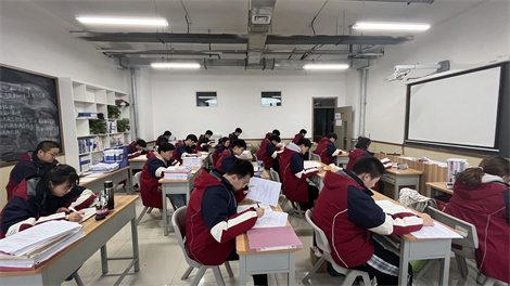 改名成功的211大學，原名“野雞味”濃濃，改后“牛氣沖天”